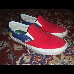 Yacht Club Vans